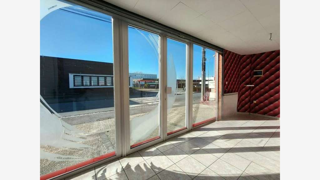 Local d'activité 43m² à louer Arques Jules Guesde