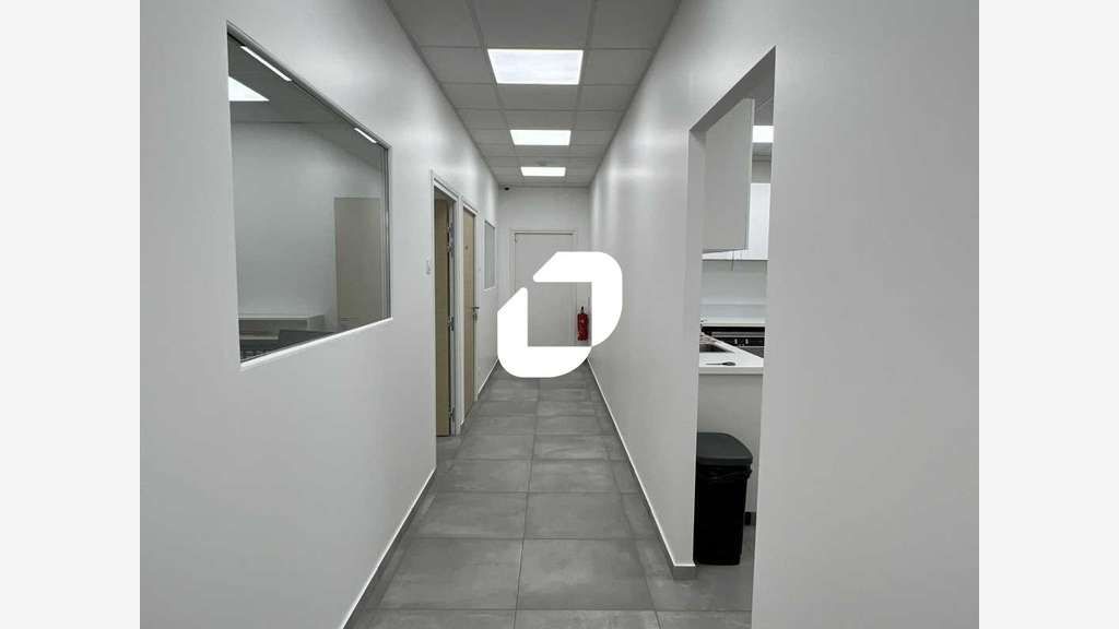A louer Local commercial 407m² Athis mons