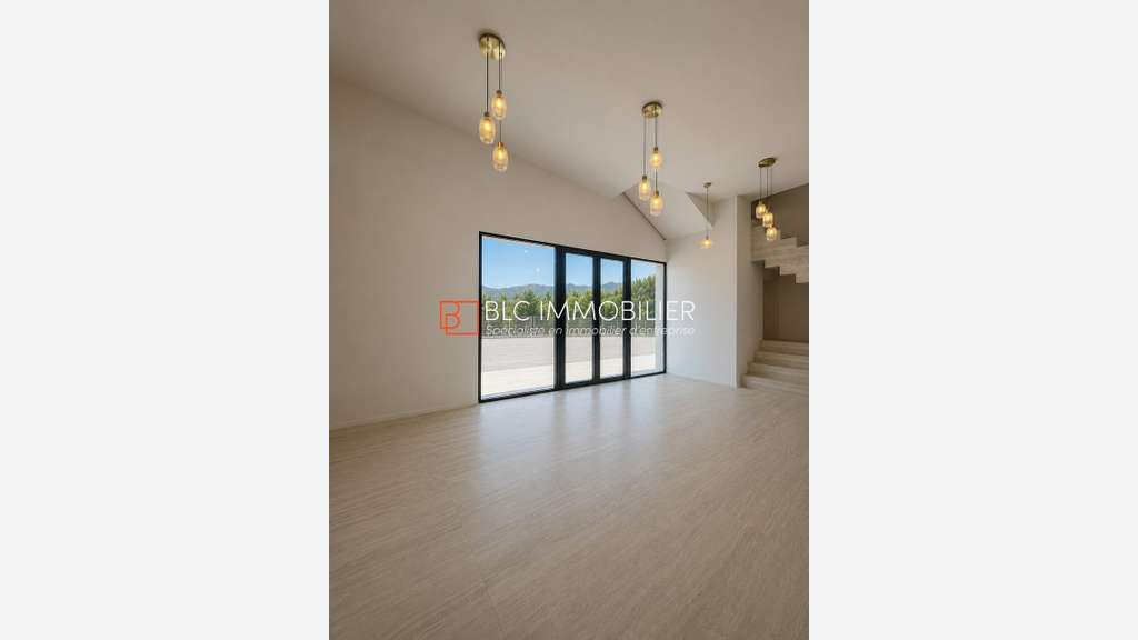 LOCAL COMMERCIAL A LOUER 13400 AUBAGNE