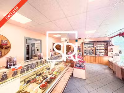 Local commercial de 635m² à louer en ZA à Aubière