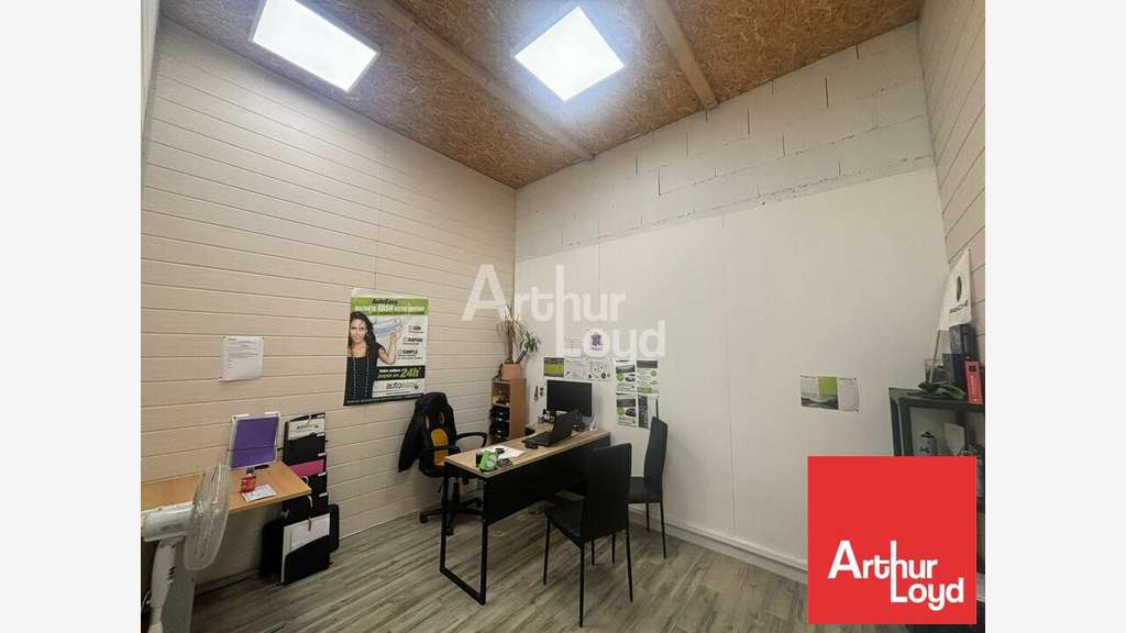 Local 139m² à louer à Aubigny-les-Clouzeaux