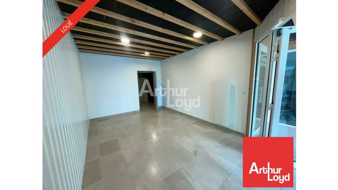 Loue local commercial 18m² à Aubigny les Clouzeaux