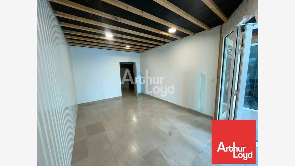 Loue local commercial 18m² à Aubigny les Clouzeaux