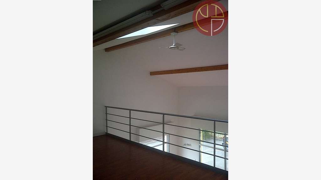 Location local 318m² empl stratégique Aucamville