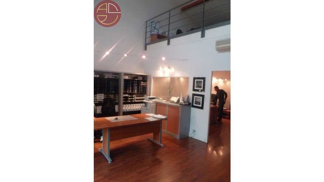 Location local 318m² empl stratégique Aucamville