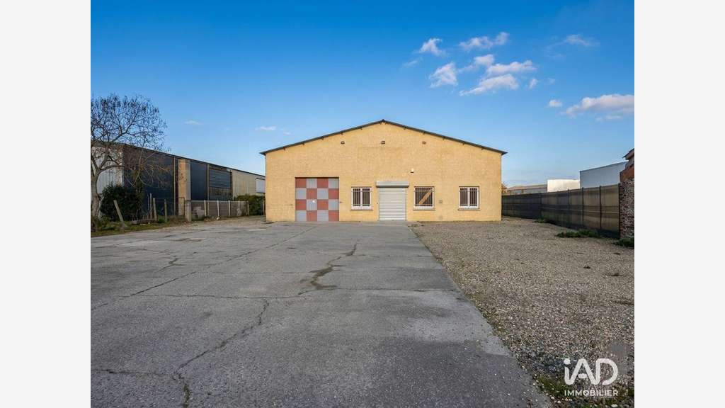 Location local pro 517m² à Aucamville empl strat