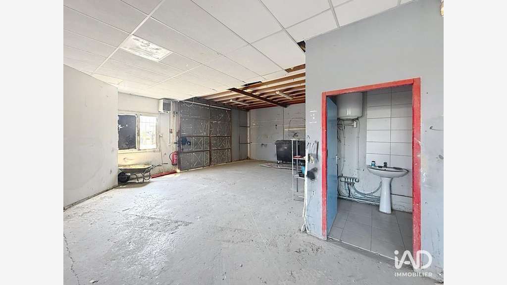 Location local pro 517m² à Aucamville empl strat