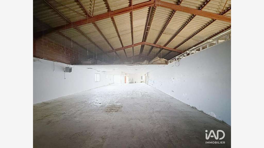 Location local pro 517m² à Aucamville empl strat