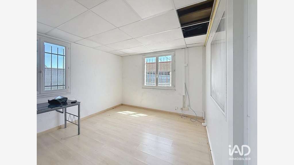 Location local pro 517m² à Aucamville empl strat