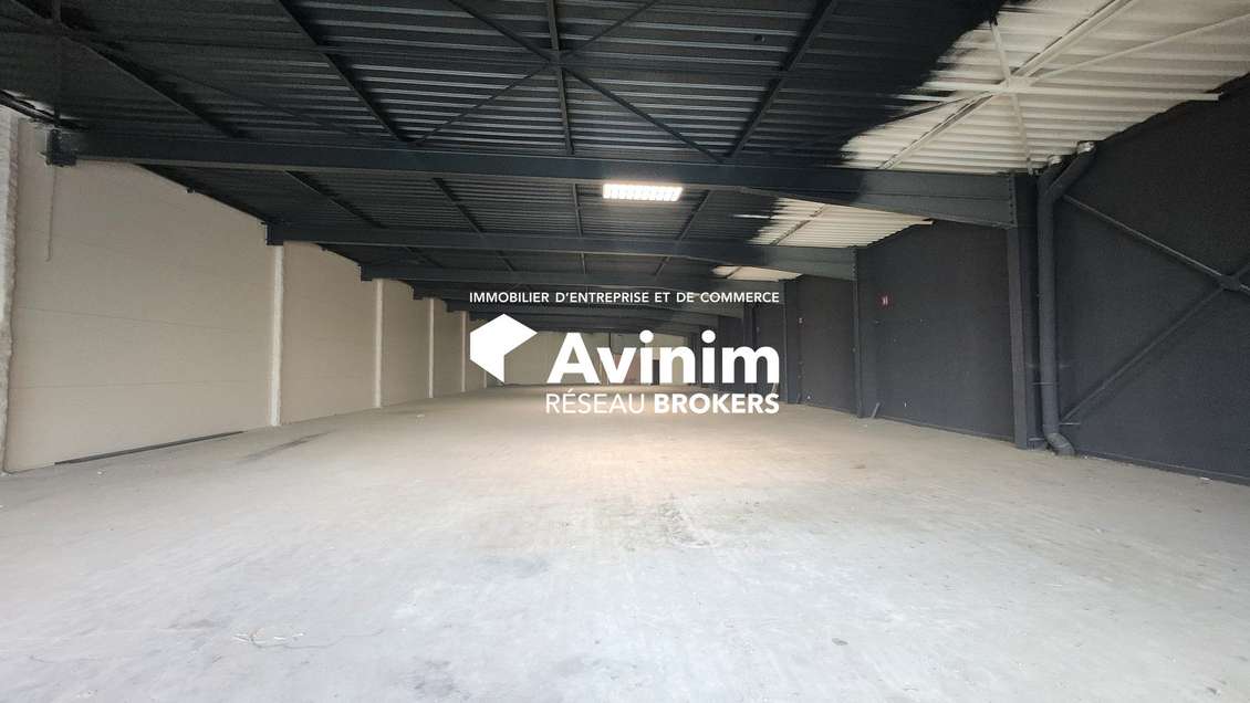 A louer local commercial 740m² à Auch