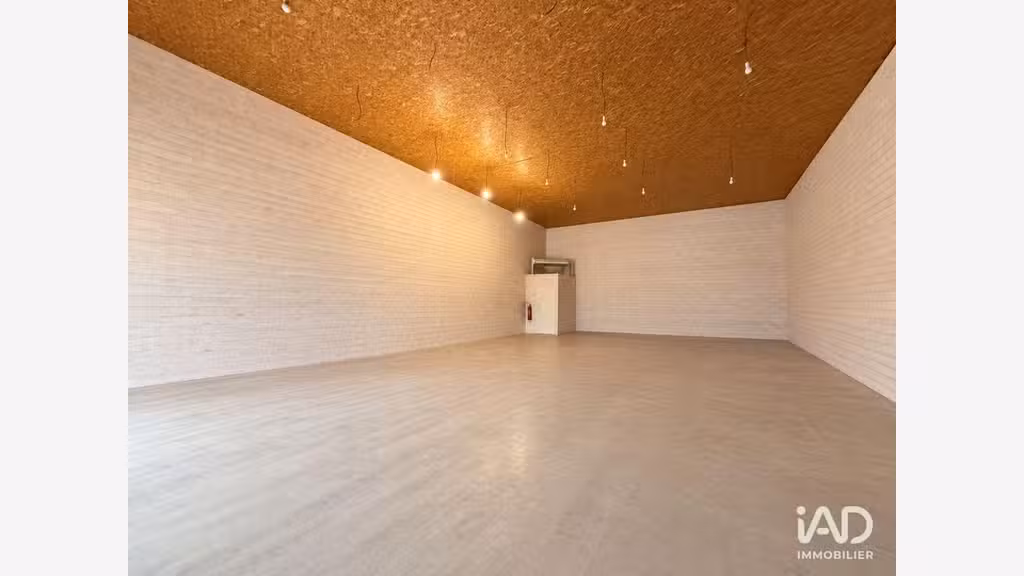 A louer local d'activité de 148m² en za à Audenge