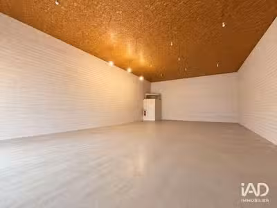 A louer local d'activité de 148m² en za à Audenge