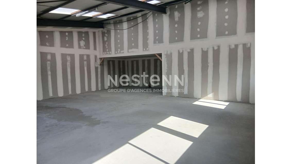 A louer local commercial de 110m² sur Auray