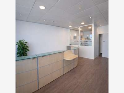 A louer local commercial de 81m² à Auray