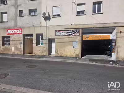 A louer local d'activité garage 365m² à Aussillon