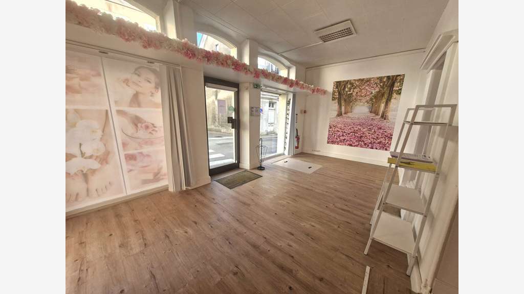 A louer local commercial de 50m² à Auxerre centre