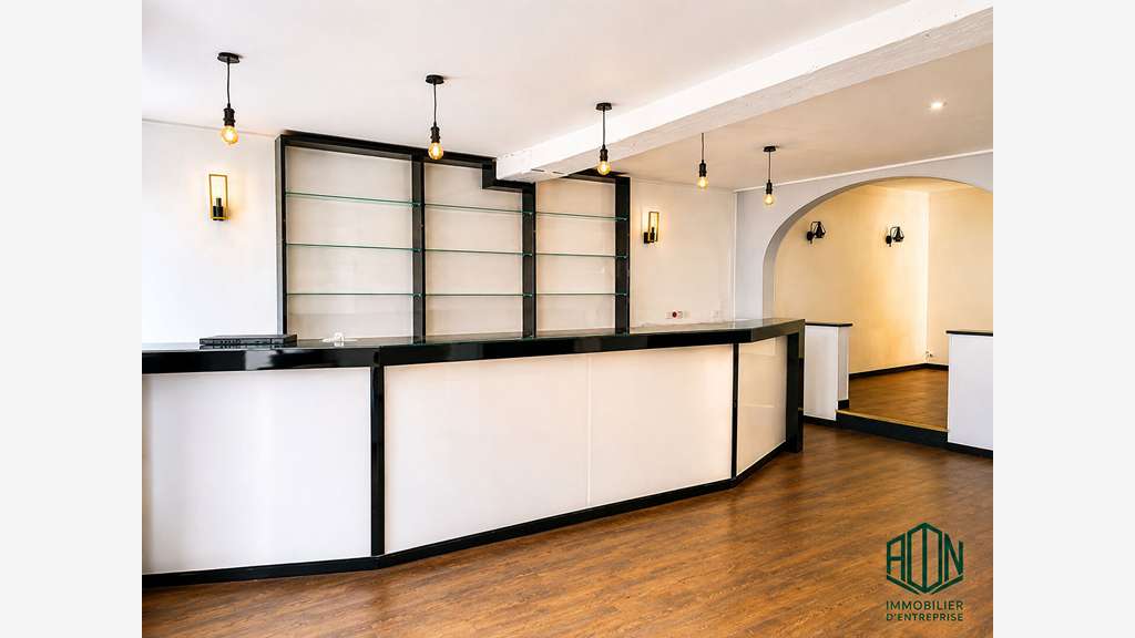 Local commercial Auxerre 70 m2