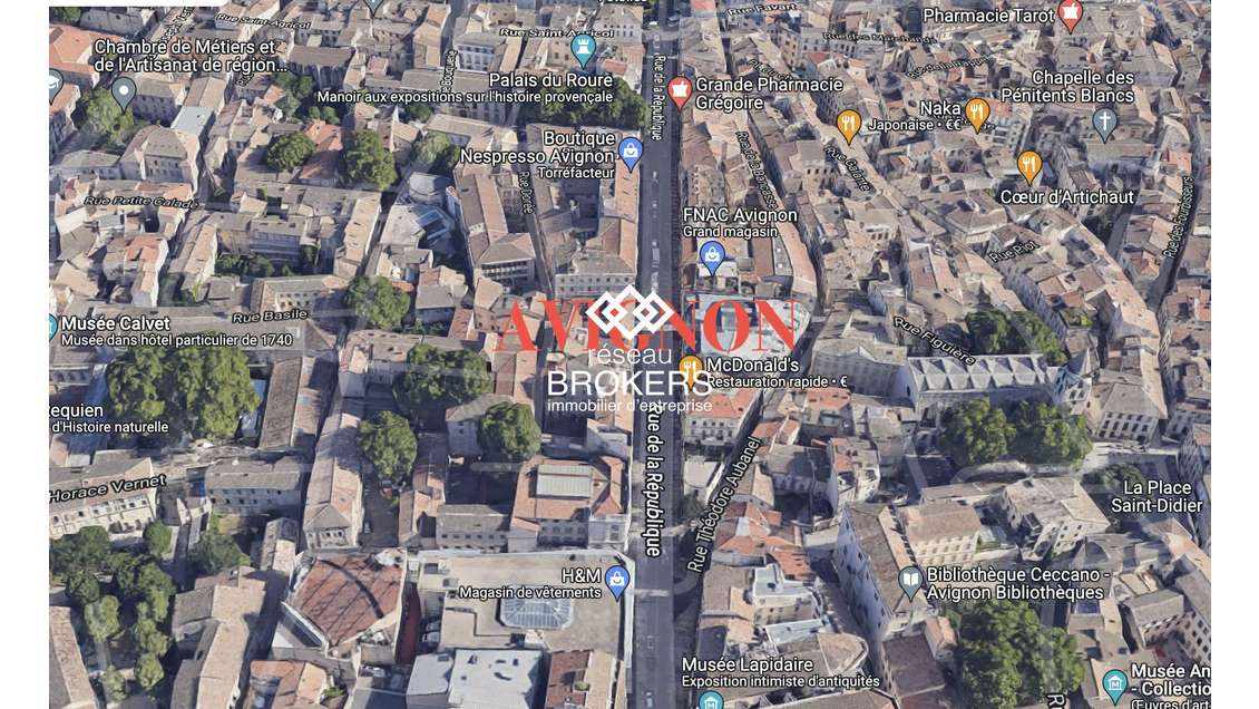 A louer local 250m² empl N°1 à Avignon centre