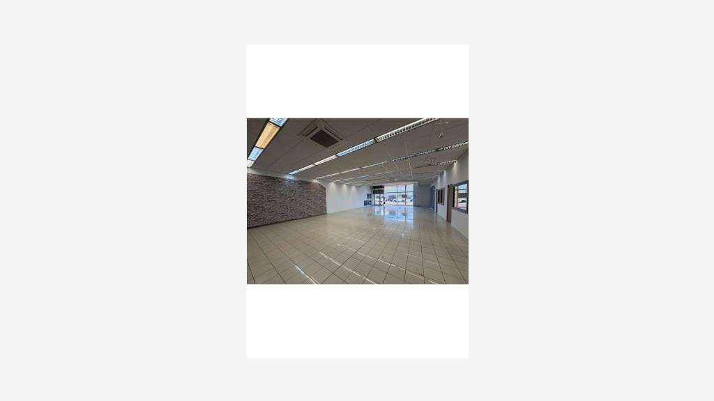A louer local commercial 472m² ZAC Mistral 7