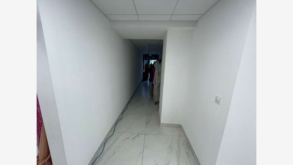 Local commercial 90m² à louer à Montfavet Avignon