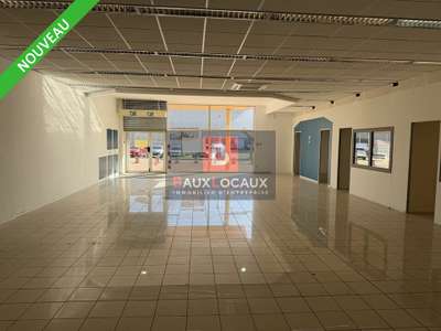 Local commercial de 472m² à louer en zc à Avignon