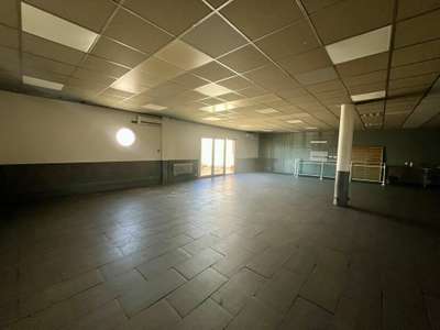 Location Locaux commerciaux - Boutiques à Avignon