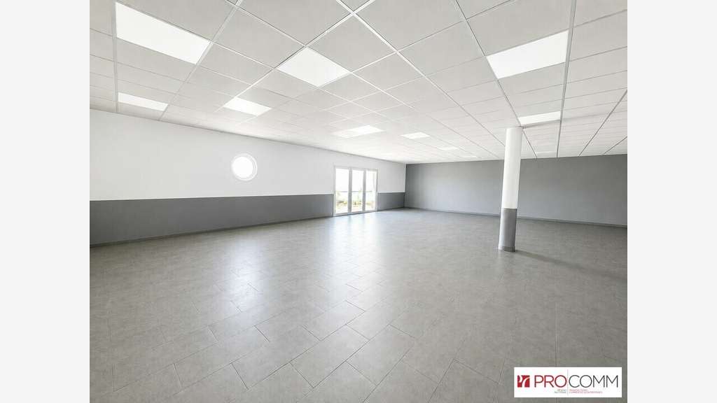 Loue local commercial 220m² à Avignon Fontcouverte