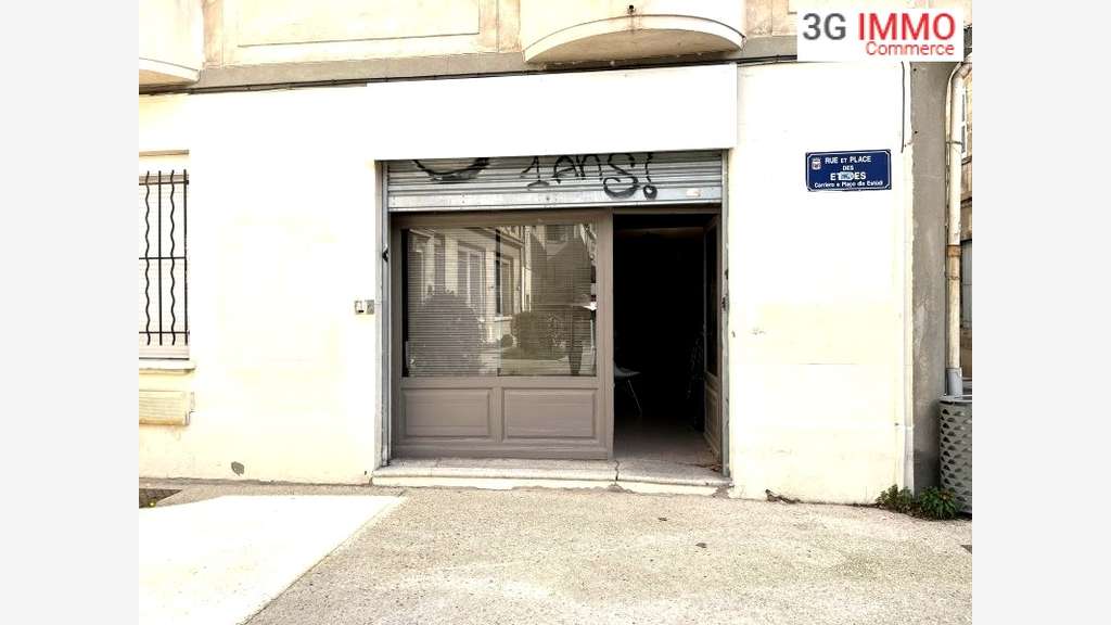 A louer local 70m² à Avignon intramuros