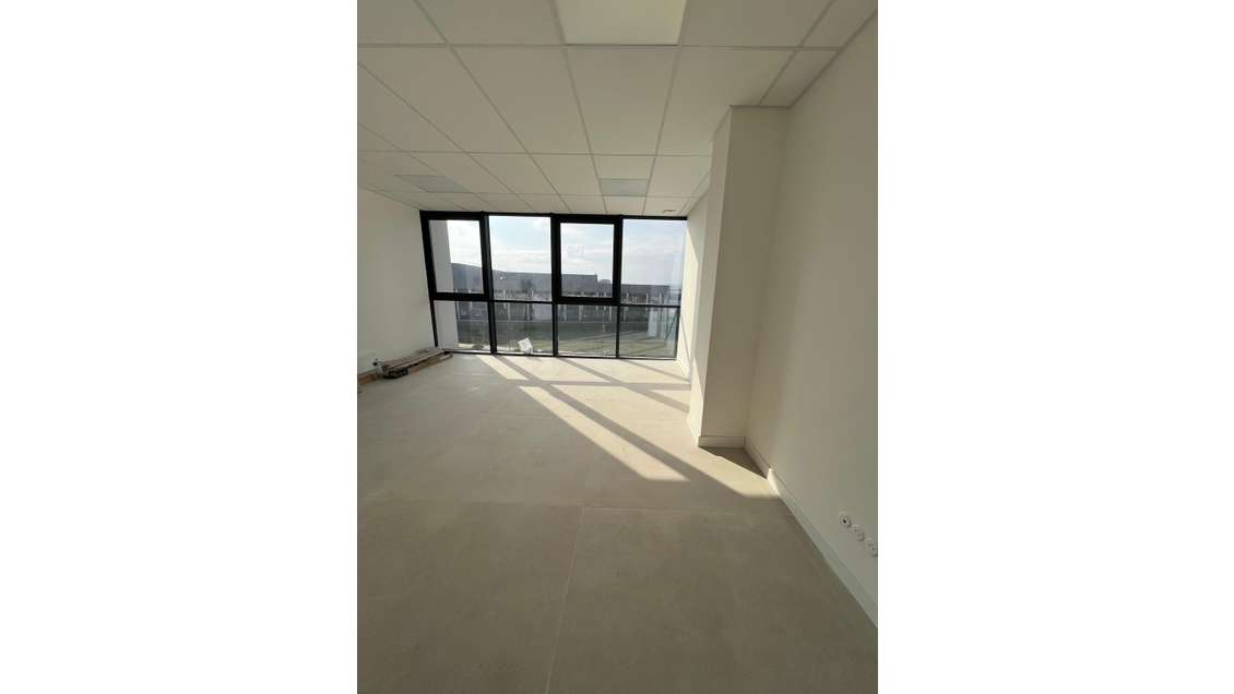 LOCAL NEUF 25m² A LOUER
