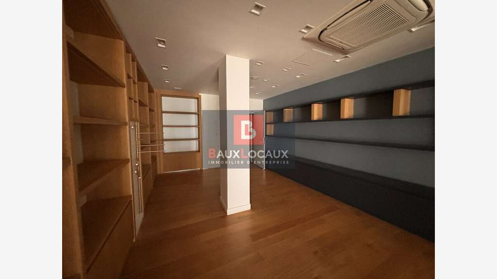 Local commercial 120m² à louer Avignon prox Halles