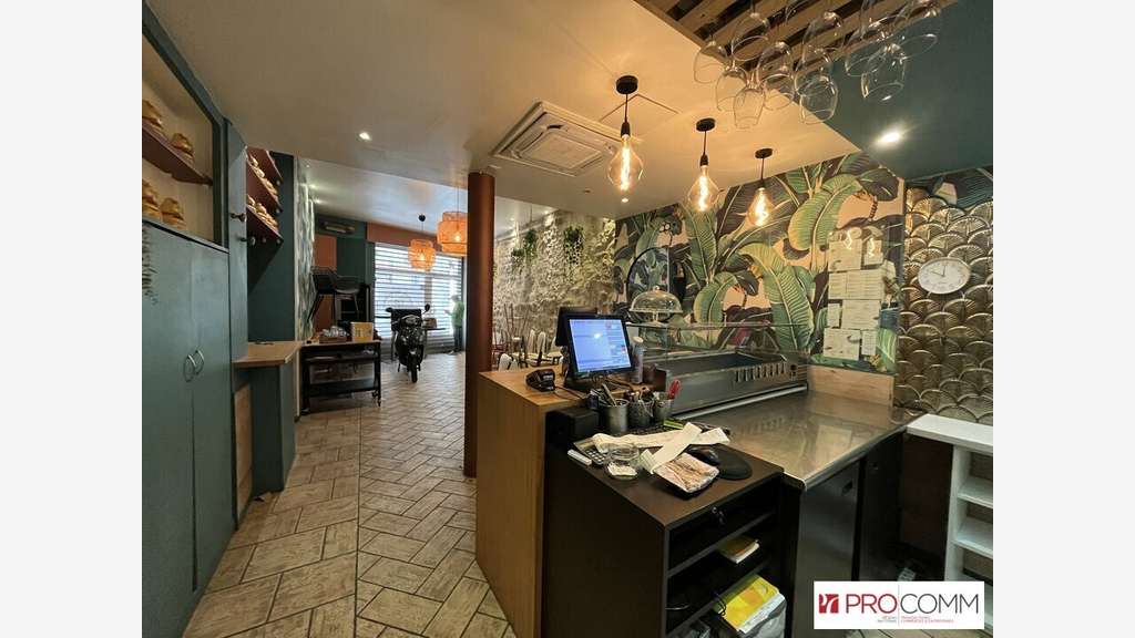 A louer local commercial 60m² Avignon intramuros