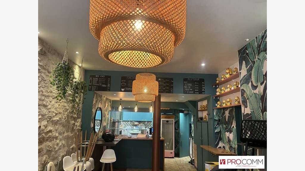 A louer local commercial 60m² Avignon intramuros