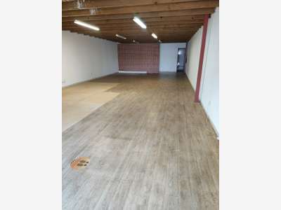 A louer local commercial 108m² empl strat Avignon