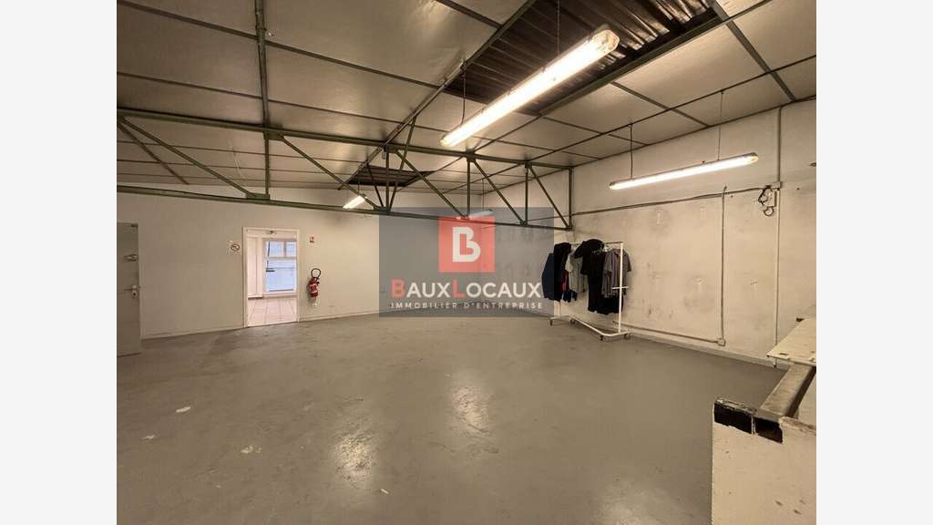 AVIGNON - LOCAL COMMERCIAL à louer