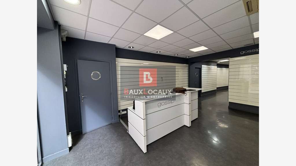 AVIGNON - LOCAL COMMERCIAL à louer