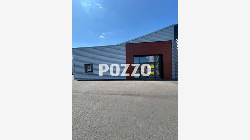 Local d'activité bureau de 511m² à Avranches