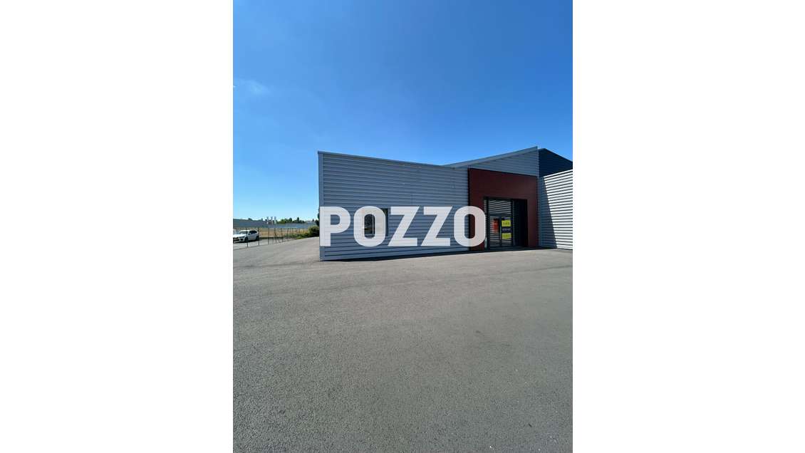 Local d'activité bureau de 511m² à Avranches