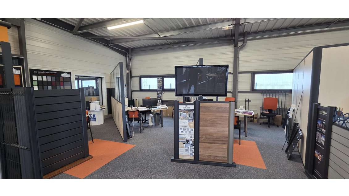 Local commercial à louer belle visibilité Avrillé