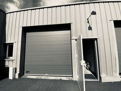 Location Locaux d'activités - Entrepôts à Avrillé