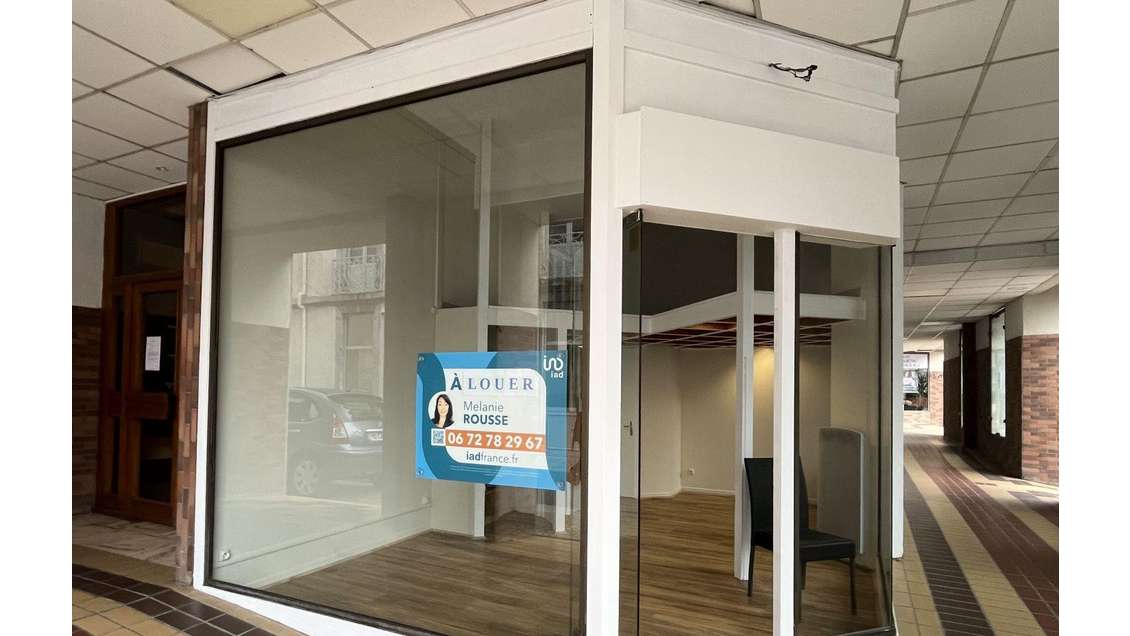 Location boutique 18m² Bagnères-de-Bigorre centre