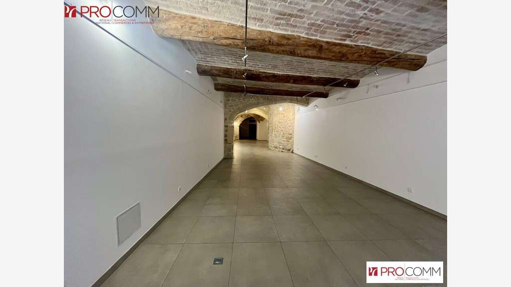 Local commercial de 132m² à louer Bagnols-sur-Cèze