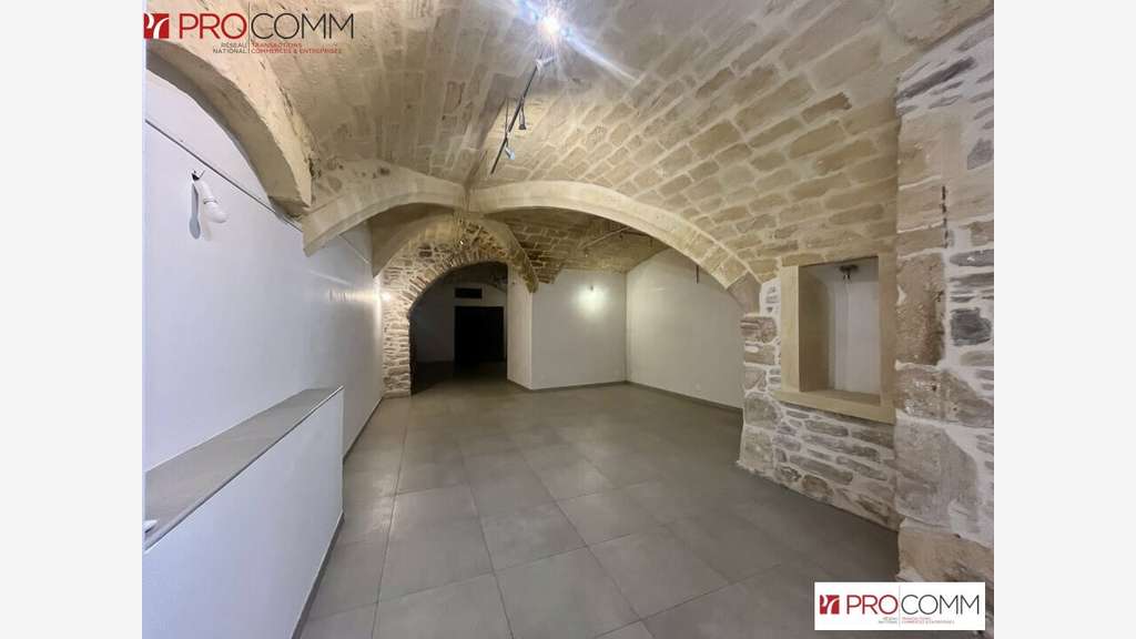 Local commercial de 132m² à louer Bagnols-sur-Cèze