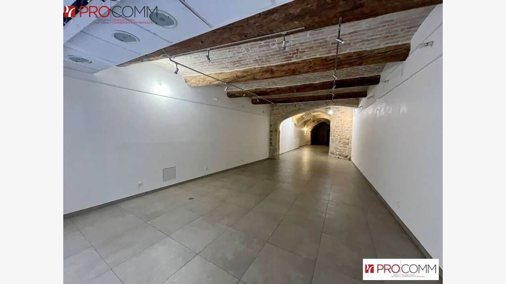 Local commercial de 132m² à louer Bagnols-sur-Cèze