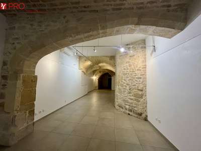 Location Locaux commerciaux - Boutiques à Bagnols-sur-Cèze
