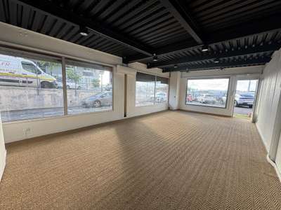 Location Locaux commerciaux - Boutiques à Baie-Mahault