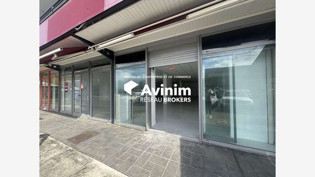 Location local 200m² RDC Jarry secteur La Palette