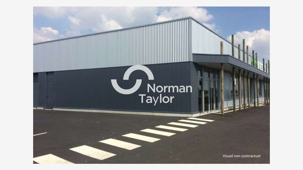 Local commercial 250m² à louer à Baillargues