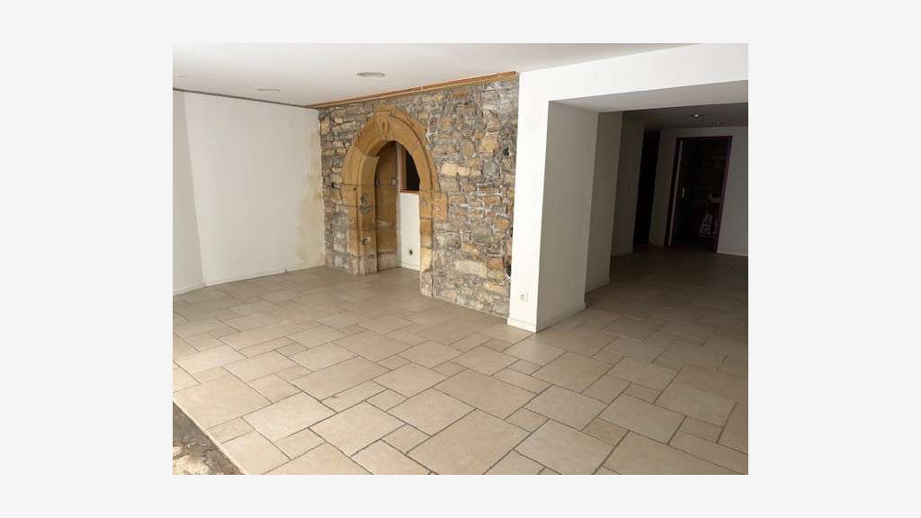 Local  à louer 75m² centre historique de Bayonne