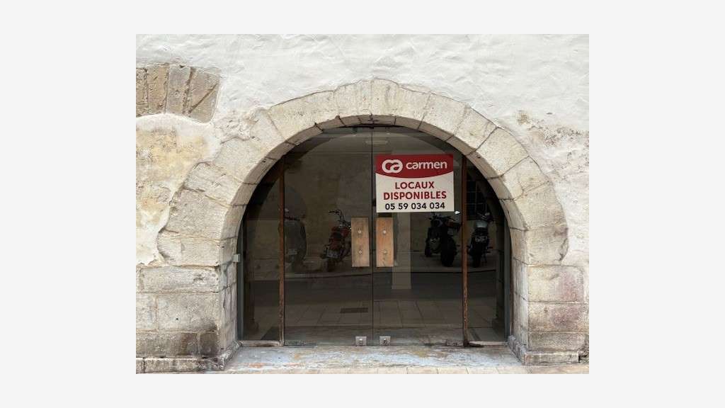 Local  à louer 75m² centre historique de Bayonne