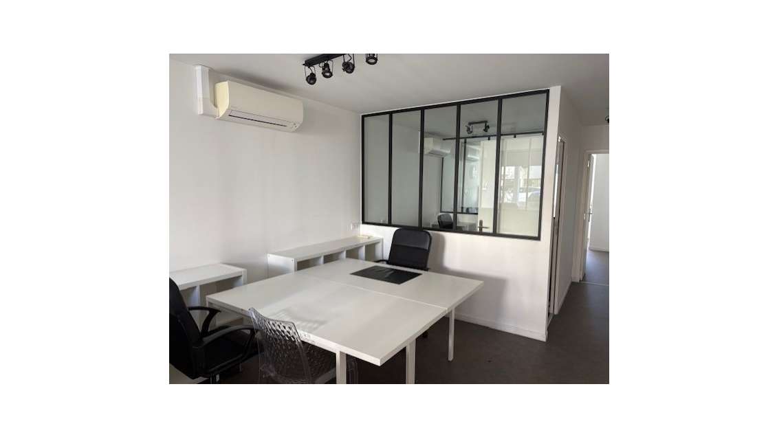 A louer local traversant 60m² à Bayonne